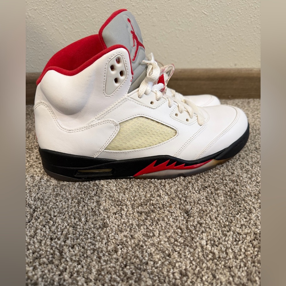 Air Jordan 5 Retro ‘White Fire Red’